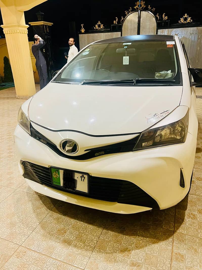 Toyota Vitz 2014/2017 0