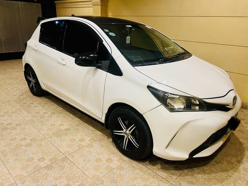 Toyota Vitz 2014/2017 3