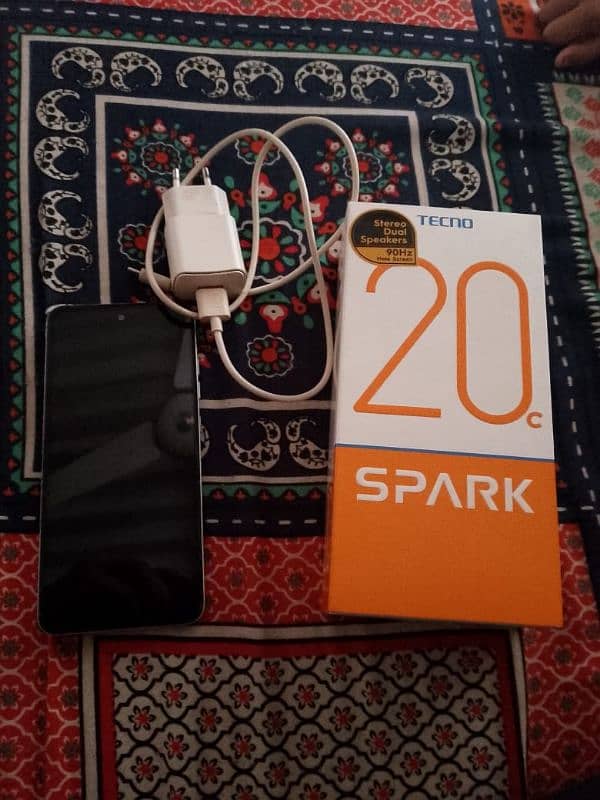 techno spark 20 c 4/128 1