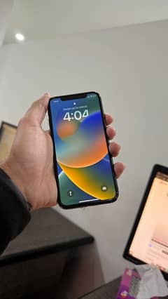 iphone X 64 GB PTA approved