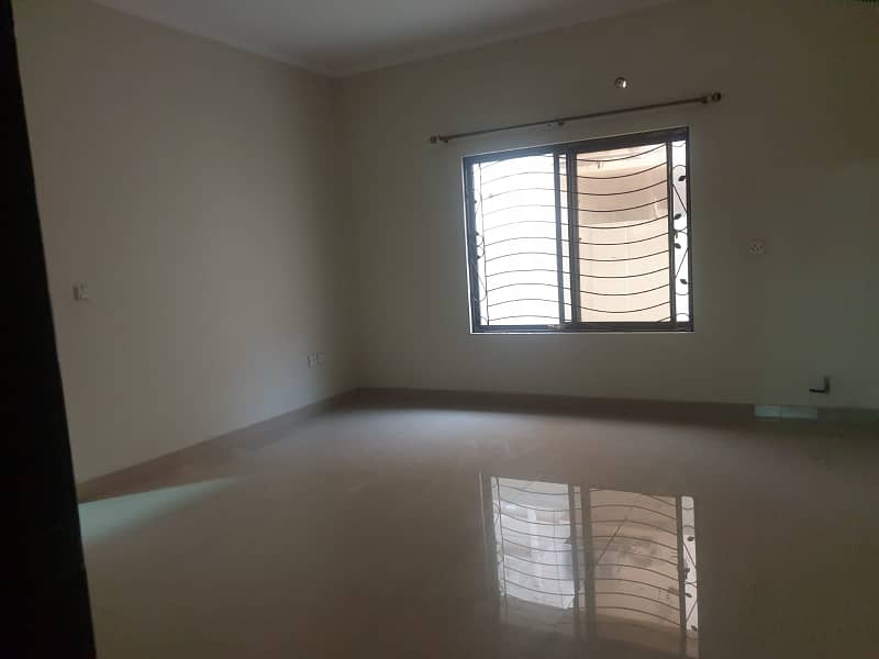 One Kanal Corner House Available For Sale In Paf Falcon Complex Near Kalma Chowk Lahore 9