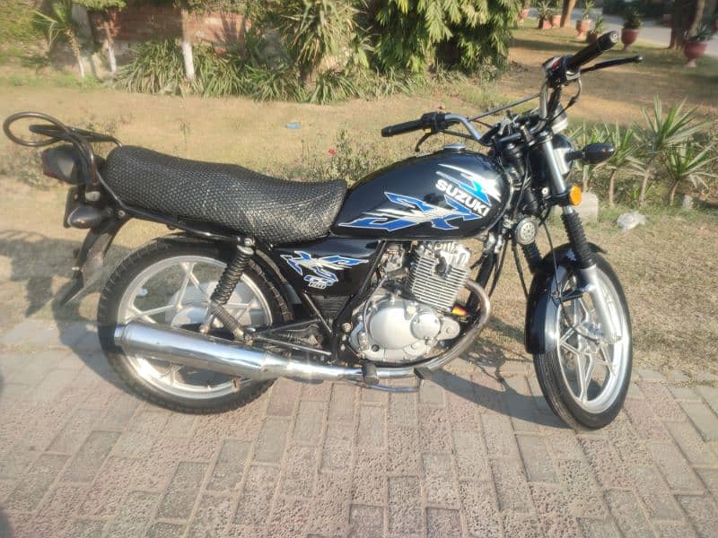 Suzuki GS 150 se 0