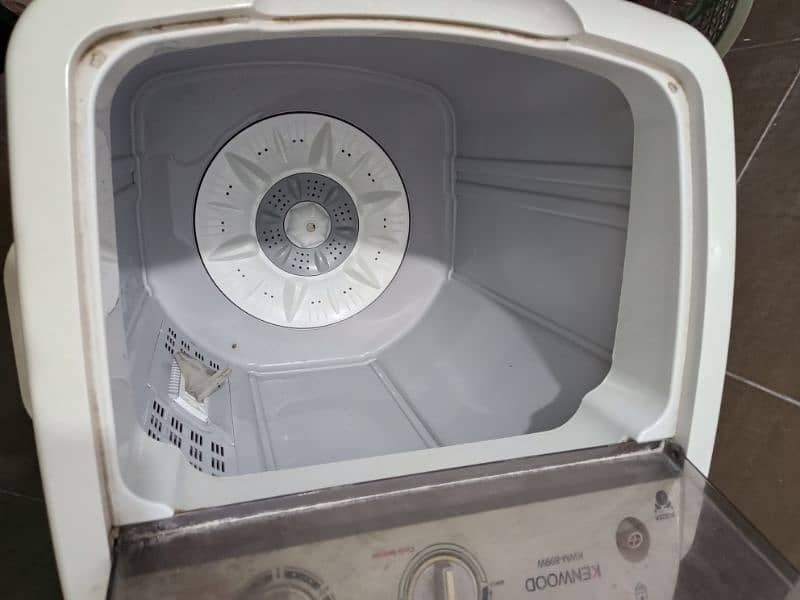 kingwood ki washing machine condition 10 by 10 call 03128485118 3