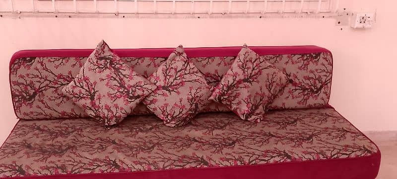 Sofa come Bed with cushions 3