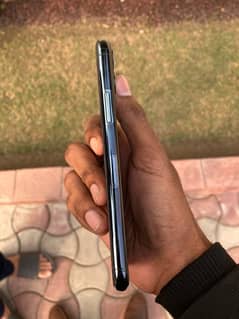 iphone 11 pro 64GB Factory unlock 9.5/10