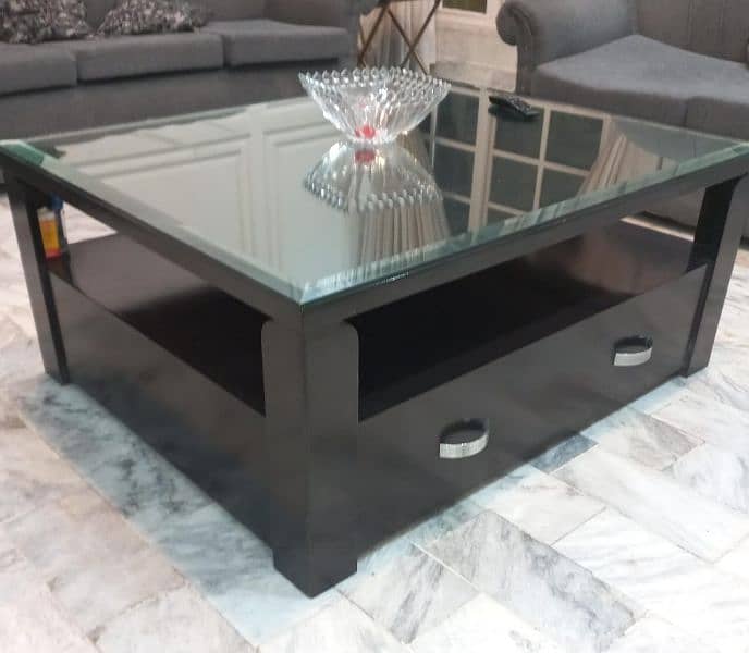 Center table in best quality wood 1