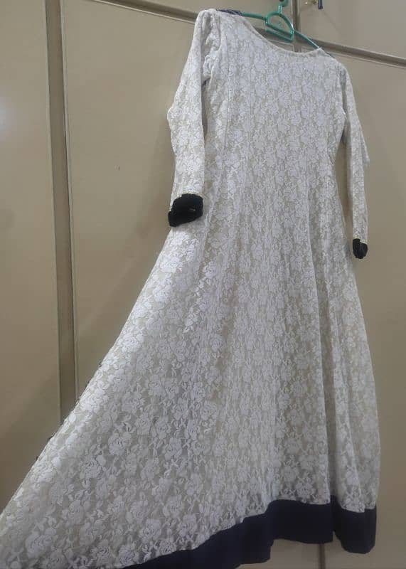 WHITE frock with mix net style 4