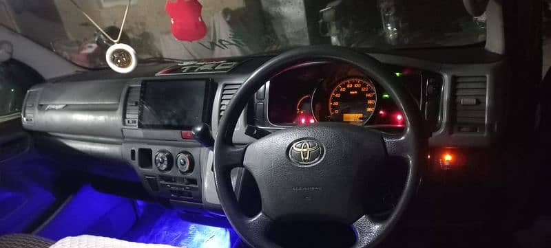 Toyota Hiace 2006 12