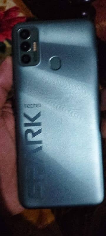 New sell Mobile new condition Tecno spark 4 0