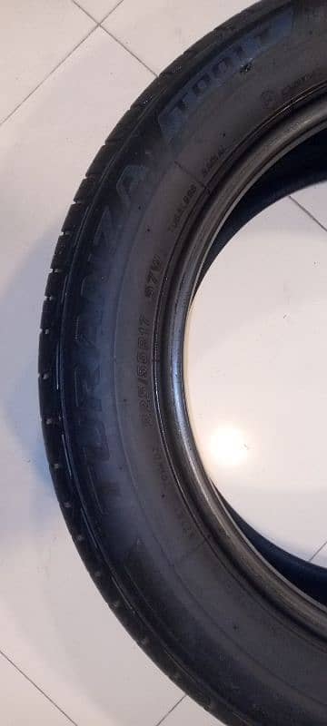 Tyre 225/55R17 2