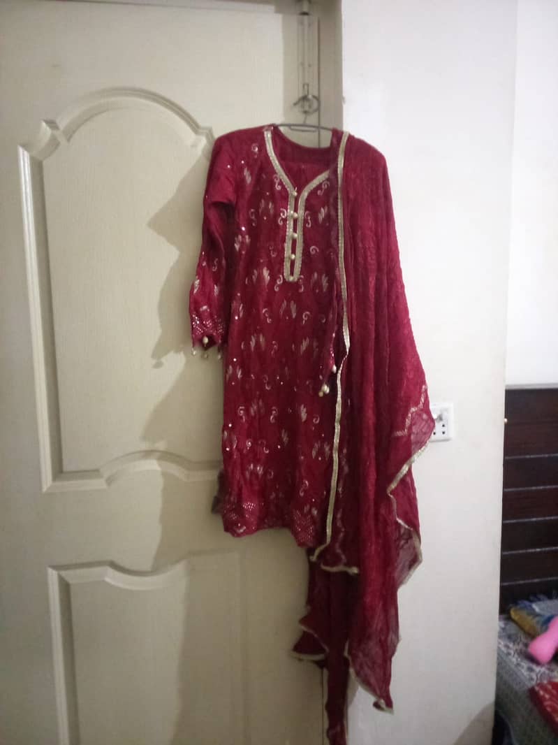 i want to sell only 1 time used clothes also some unstitched clothes. 1