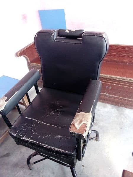 Saloon palor chair 3