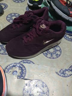 Nike casual shoes for women