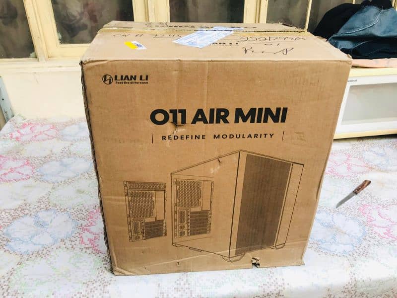 LianLi O11 Air Mini SnowWhite 1