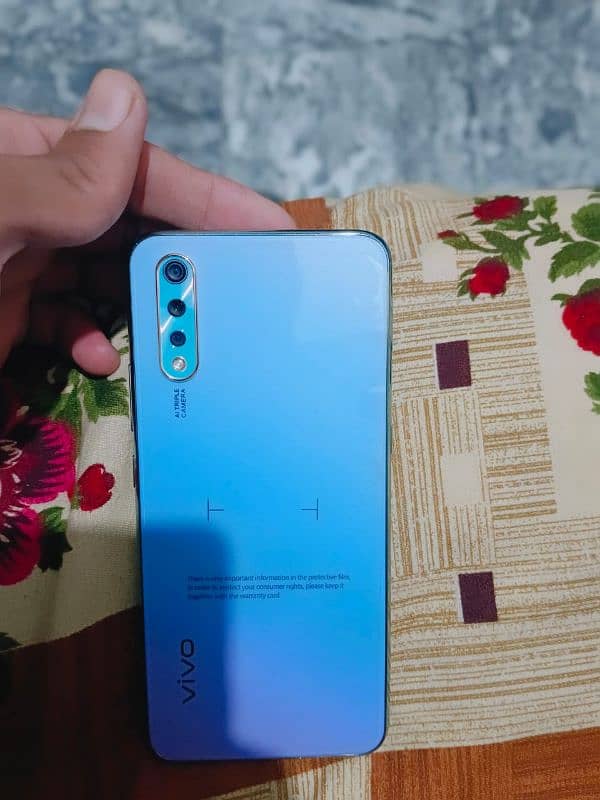 vivo s1 look new 1