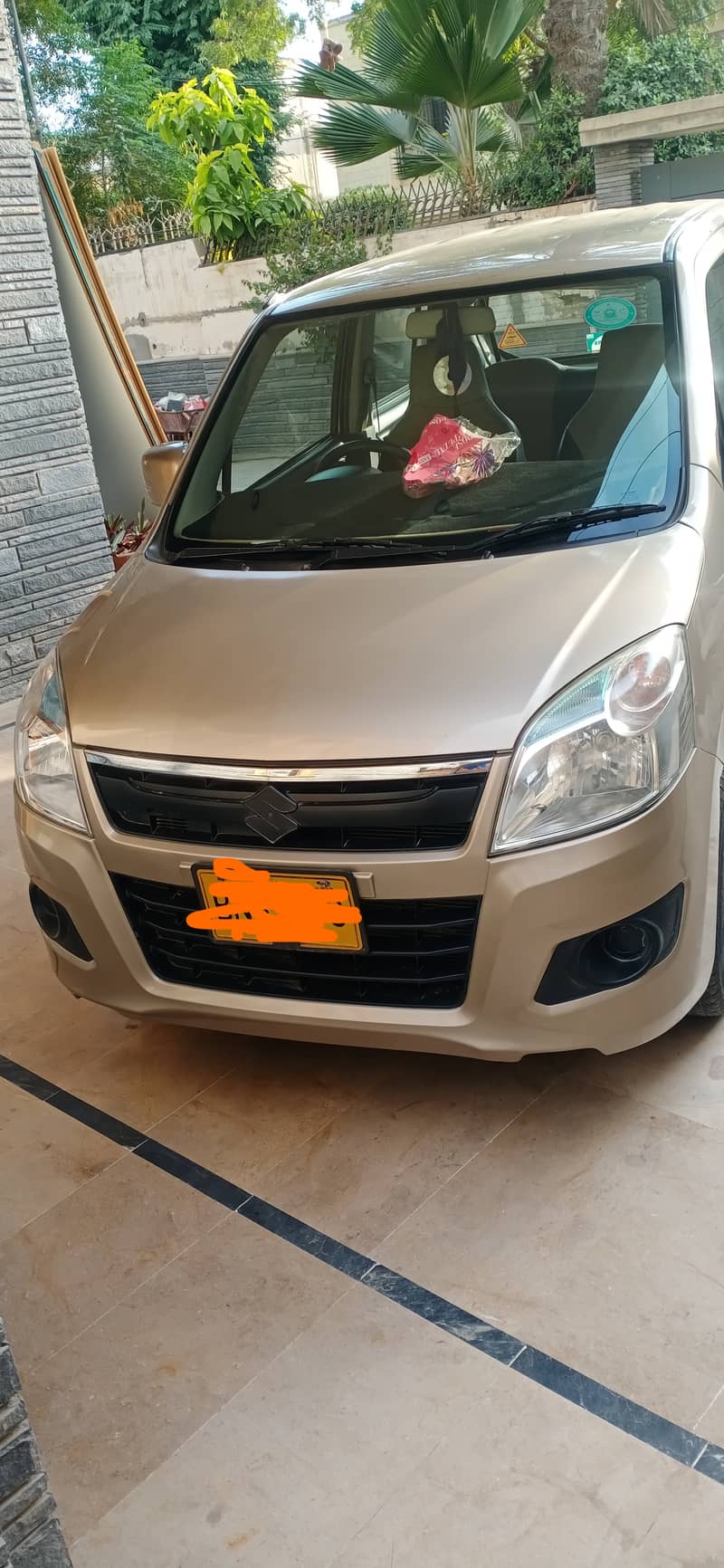 Suzuki Wagon R 2018 3