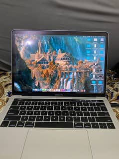 macbook pro 2016.512gb with touch bar