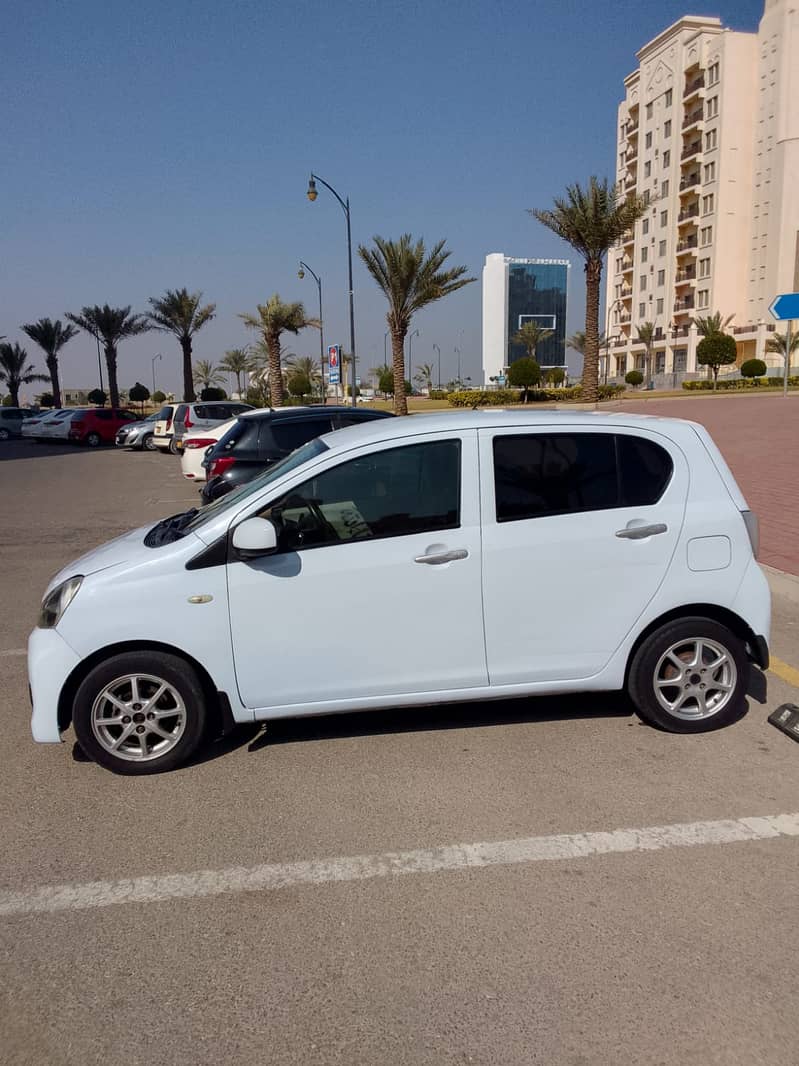 Daihatsu Mira 2014 2