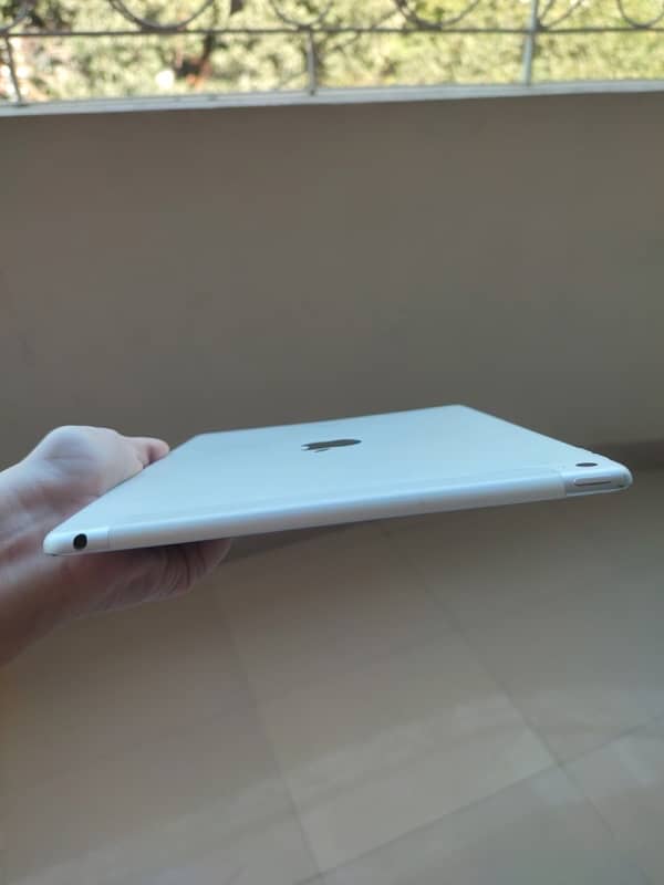 Apple ipad Air 2 - 32GB 1