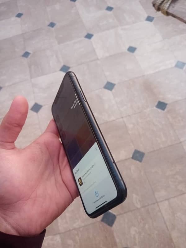 iPhone XR for sale 5