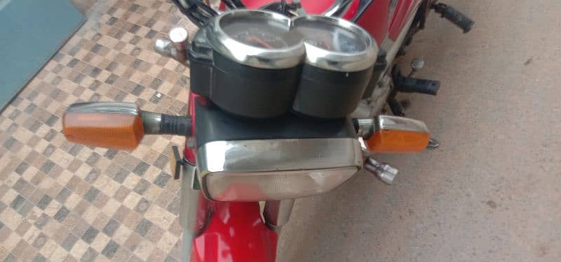 Yamaha Junoon In Genuine Lush Condition 2