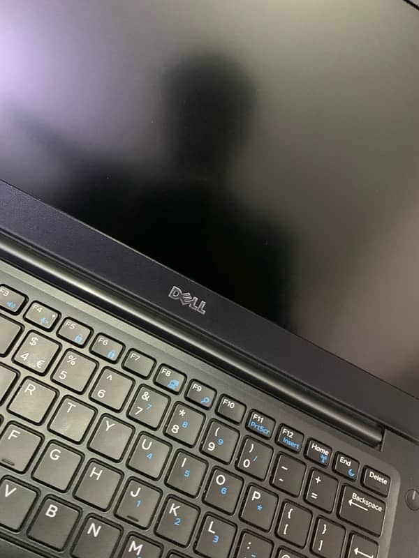 dell 7280 i5 6th gen 8/256 5