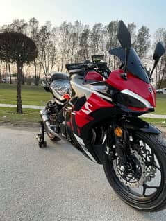 ducatti 400cc with tft meter  with new features