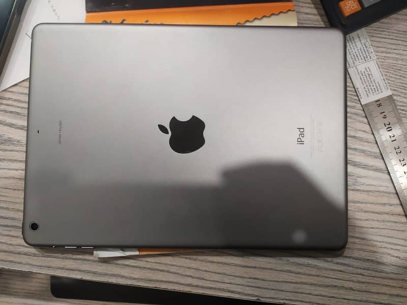 iPad Air 16gb (Model A1474) ( 03315115196) 1