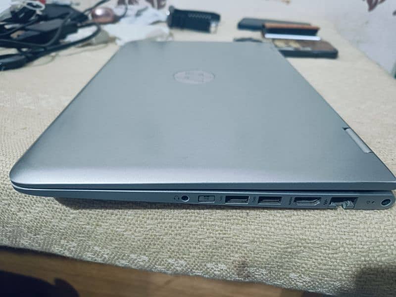 Hp laptop i3 6gen  Touch screen 3