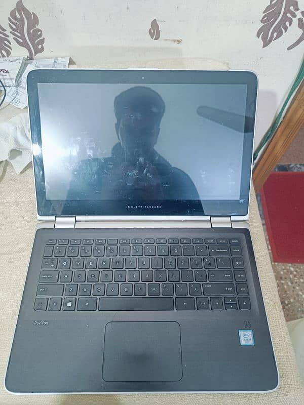 Hp laptop i3 6gen  Touch screen 4