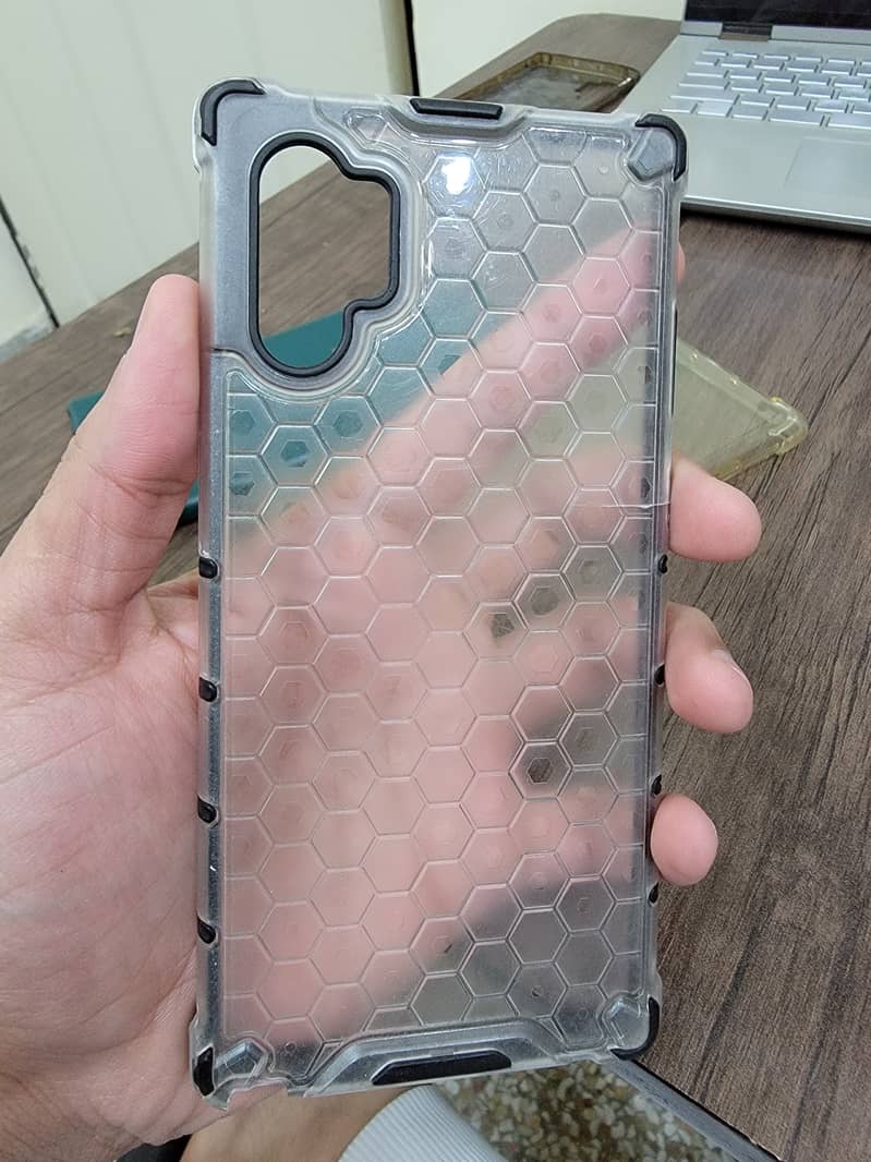 Galaxy Note 10 Plus HoneyComb cover 1