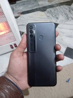 Tecno spark 7 pro , 4gb , 64gb