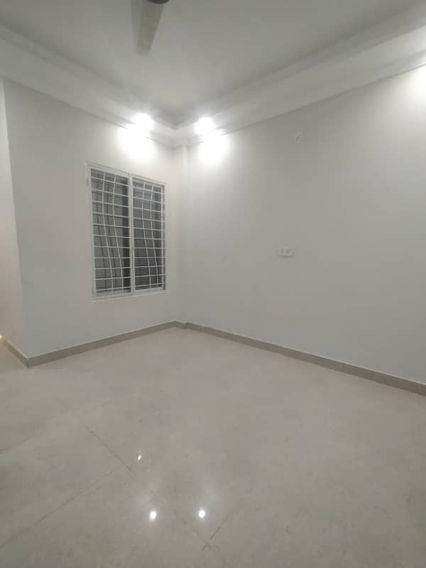 Brand New Flat's 1 Bed & 2 Beds For Silent Office,Bachelor's & Family 0