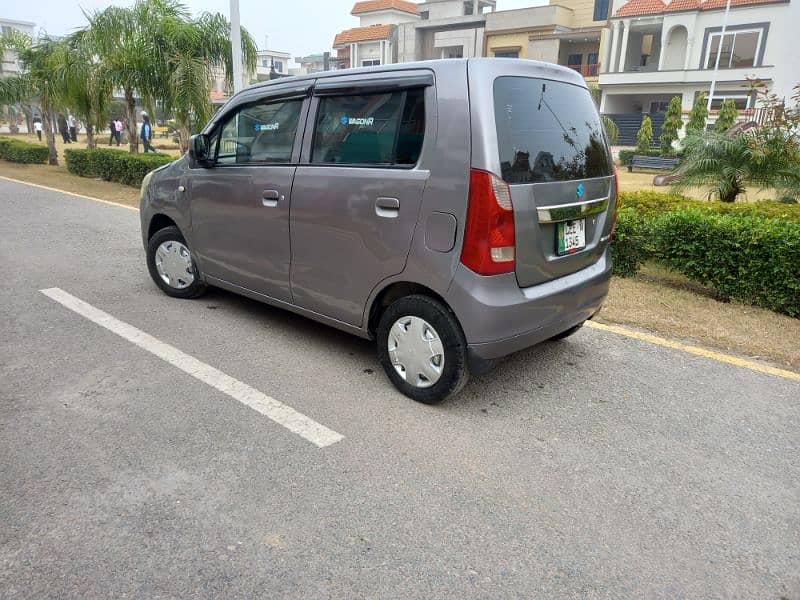 Suzuki Wagon R 2018 XVL Family use car 3