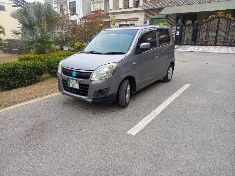 Suzuki Wagon R 2018 XVL Family use car 6