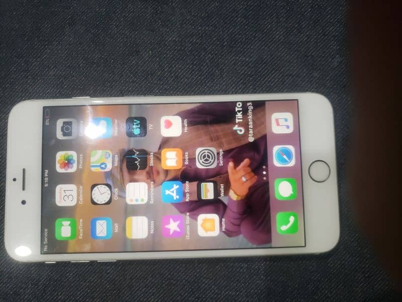 iphone 6 plus lush condition 0