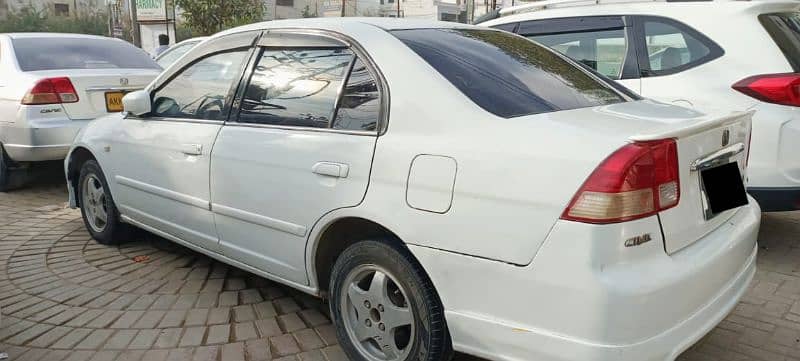 Honda Civic EXI 2004 5