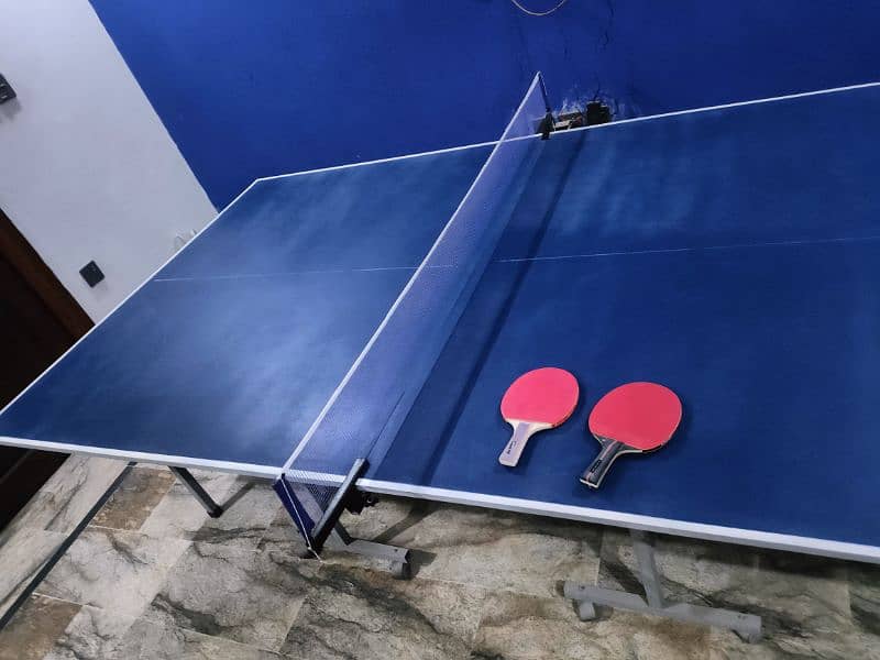 Table Tennis / Professional Table / With 3 Rackets 2