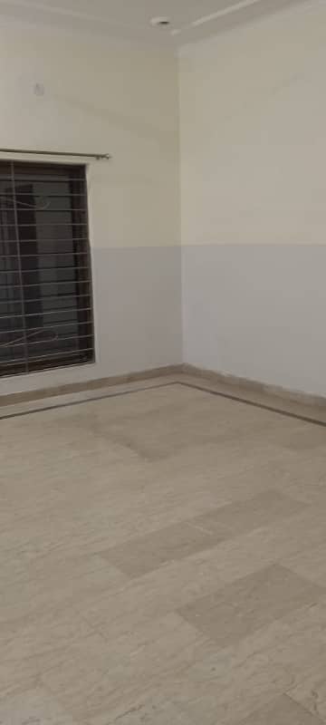 1 kanal Ideal Location Upper Portion For Rent 6