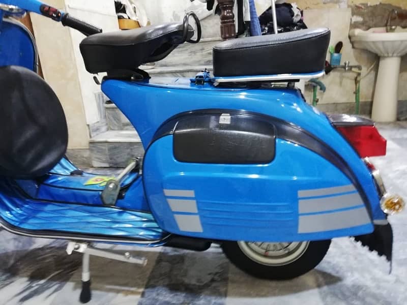 suzuki vespa 11