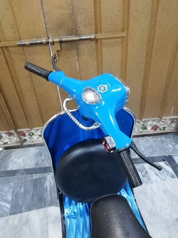 suzuki vespa 12