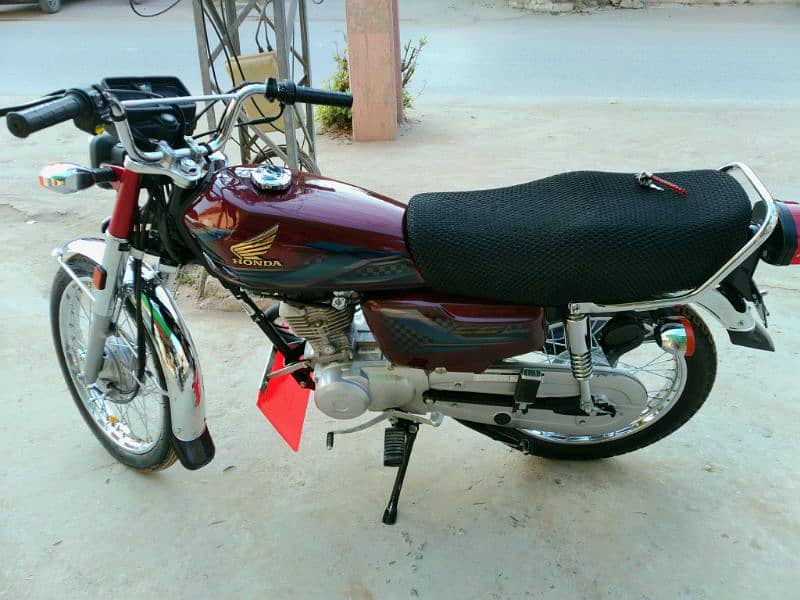 aoa Honda 125 2024 model 3