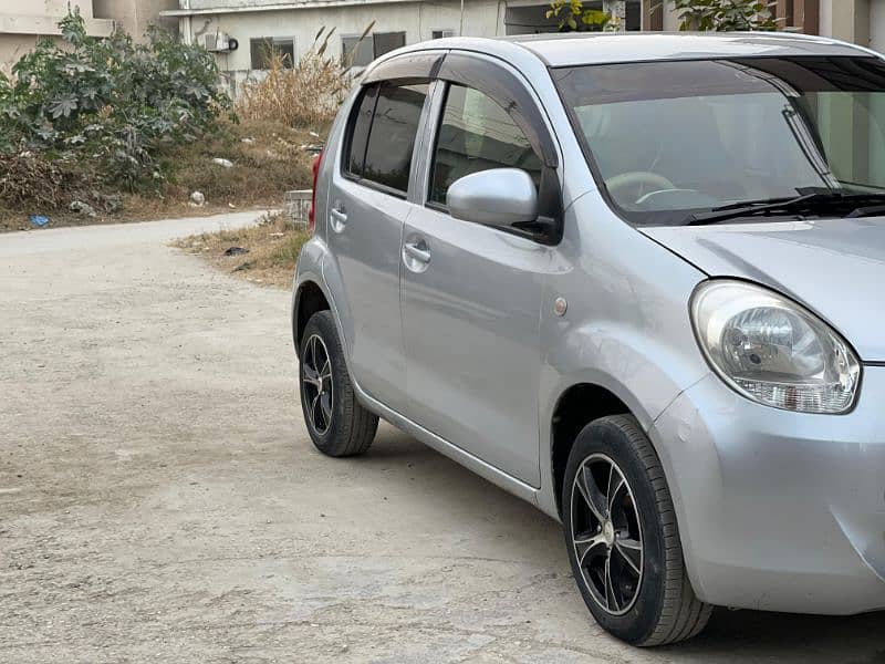 Toyota Passo 2010 1