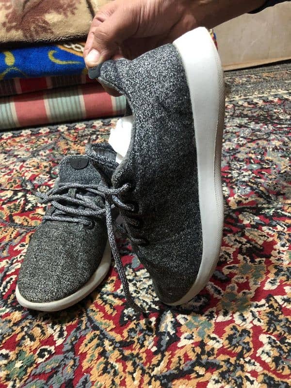 allbirds Brand Original wool Runner sneakers. 4