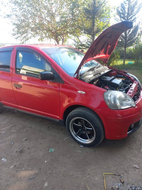 Toyota Vitz 2000 10