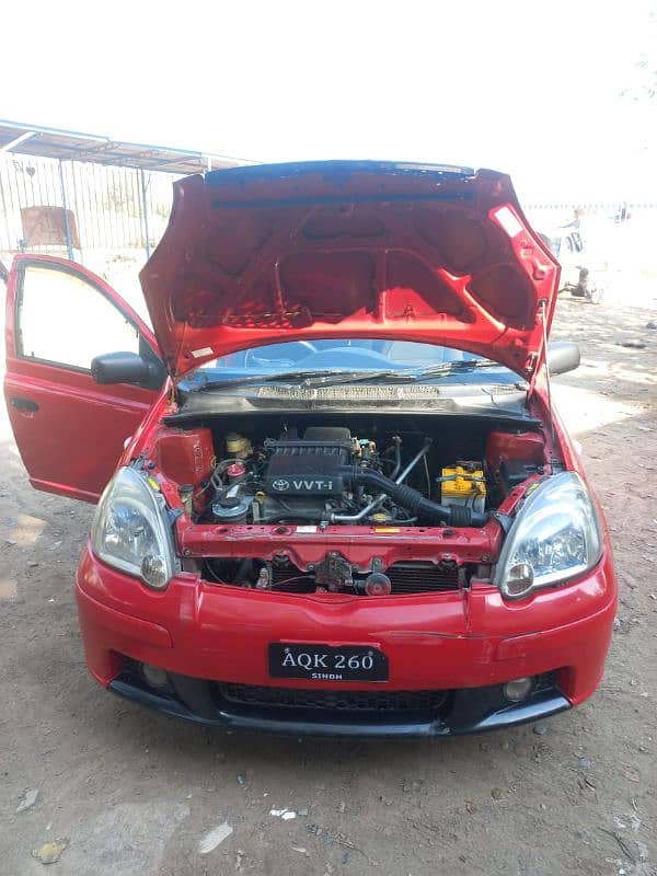 Toyota Vitz 2000 11