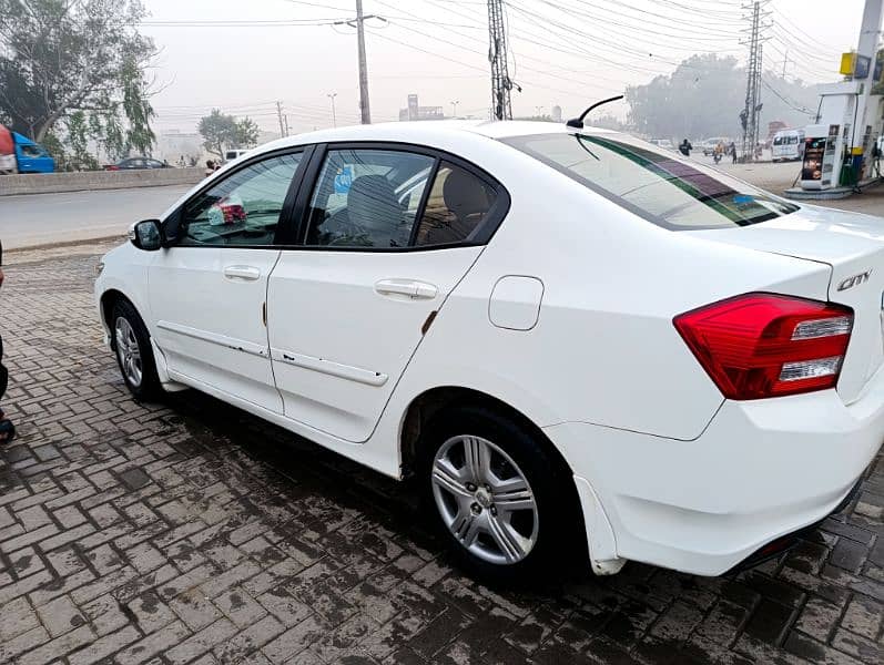 Honda City IVTEC 2018 4