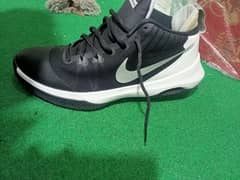 Nike Air versatile UK 9 little used final 4000