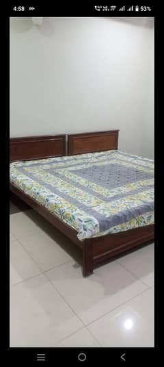 Fully furnished One Bedroom Available For Rent Near To High Court Multan AC, Almari, single Bed, Sofa