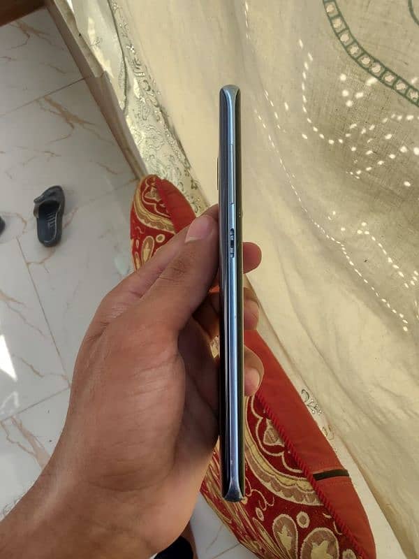 Samsung Galaxy S8 (Urgent Sale) 4